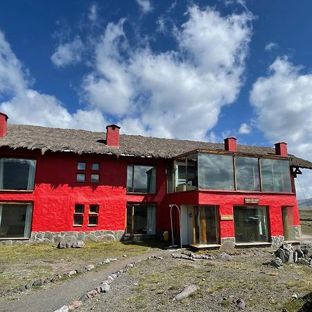 Hotel Tambopaxi Machachi Exterior foto