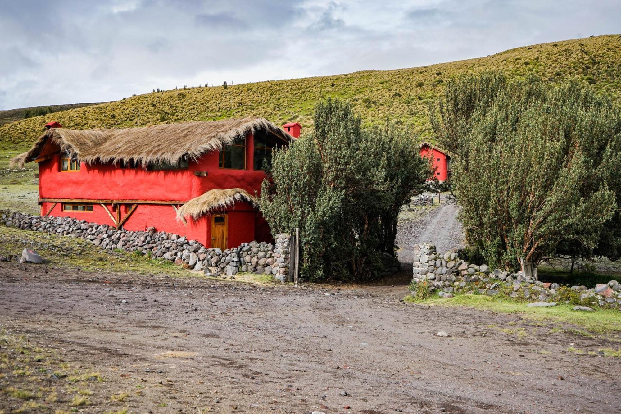 Hotel Tambopaxi Machachi Exterior foto